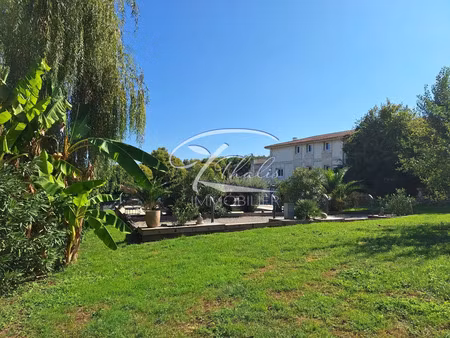 annonce vente maison 5 pièces de 280m2 à lansac (33710) - paruvendu.fr ref 992785678212