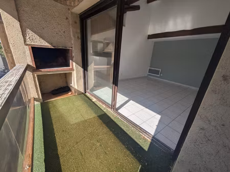 maison de village vide t3 avec mezzanine - gruissan village