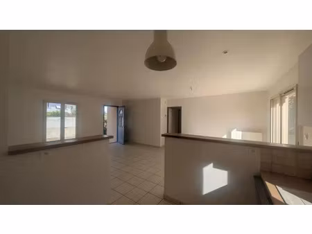 vente maison 4 pièces 83 m² à saint-remy (79410)  175 000 €