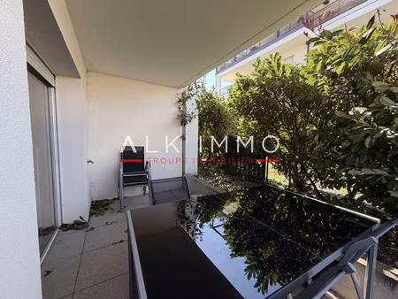 studio en rez de jardin