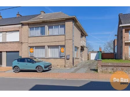 liedekerke - ruime renovatiewoning met garage op toplocatie