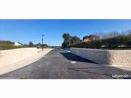 terrain 430 m² domazan