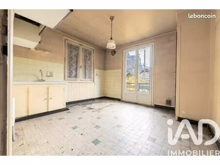 propriété 5 pièces 77 m²