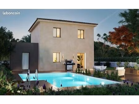 villa 4 pièces 95 m²