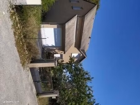 pavillon 4 pièces 82 m²