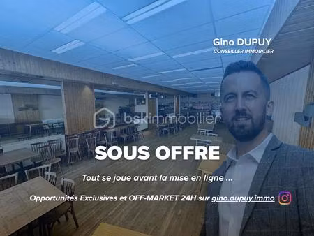 local commercial de 400 m² à coray