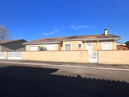 maison dans quartier calme