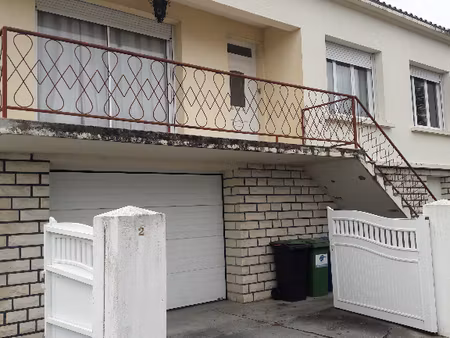 maison 4 chambres + bureau- saintes rive gauche