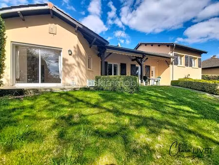 maison traditionnelle de 150 m² à frontenas