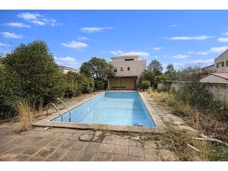 terrain de 416 m2 - proche centre village