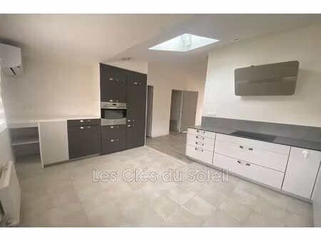 location appartement 3 pièces 56m² brignoles 83170