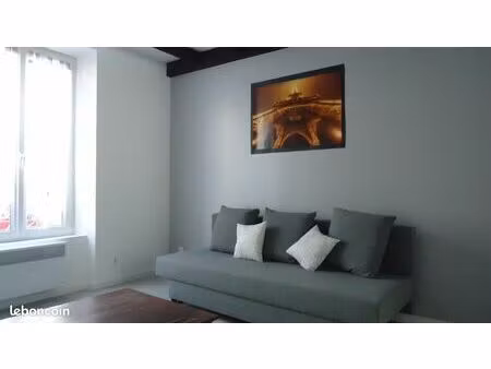 970 - 2p 40m2 rénové meublé aux portes de paris