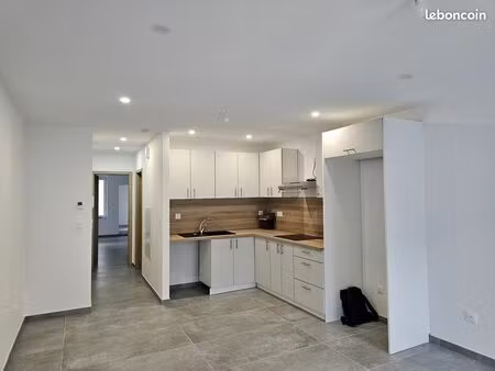 f2 rue saint laurent