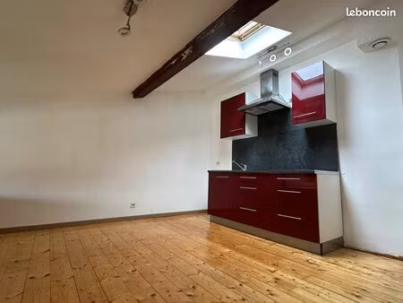 a louer t1 centre de grenade