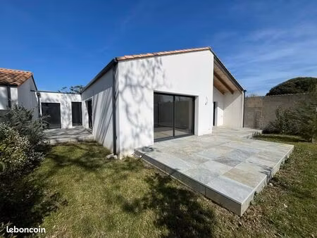location maison pinel de plain-pied à olonne sur mer