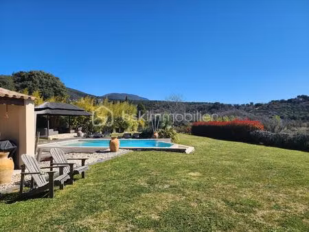 villa de 165 m² à vaugines