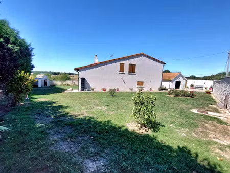 vente maison 5 pièces 155 m2 à iteuil