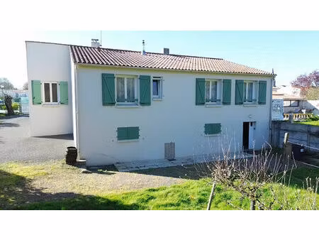 vente maison 5 pièces  100.00m²  saint