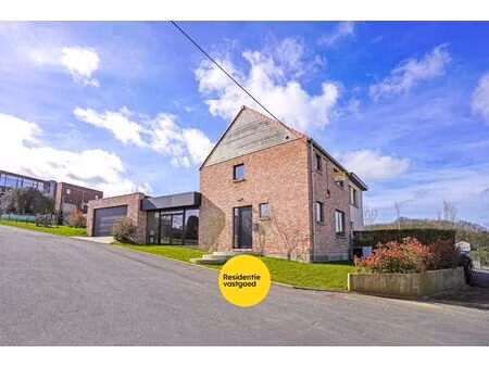 huis te koop in heuvelland met 3 slaapkamers