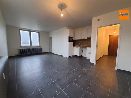 gerenoveerd appartement met 1 slaapkamer te huur in herent