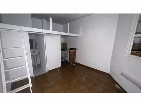 75015 paris  rue du commerce - local 20 m² sur cour