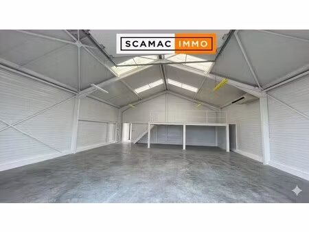 vente entrepôt 245 m²