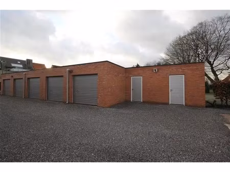 ruime garage nr. 5 - gelegen in het centrum
