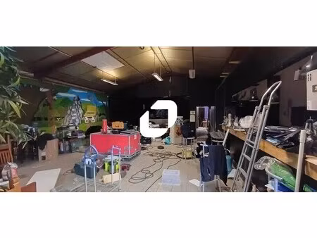 vente local d'activités 330 m²