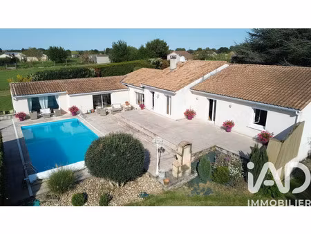 vente maison piscine à mornac (16600) : à vendre piscine / 224m² mornac