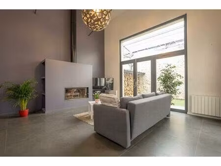 lieux uniques ® x propriétés privées propose loft de 126 m² - hyper-centre meung-sur-loire