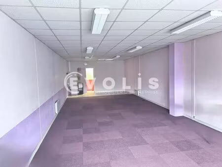 location bureaux 67 m²