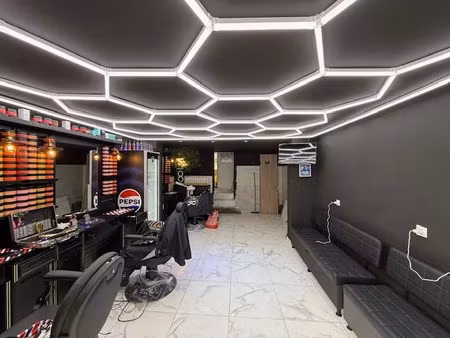 vente commerce 33 m² la garde (83130)