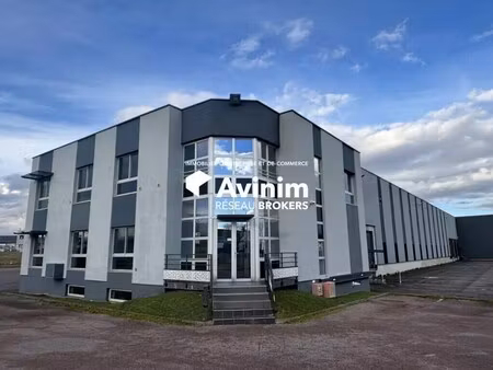 location entrepôt 4 412 m²