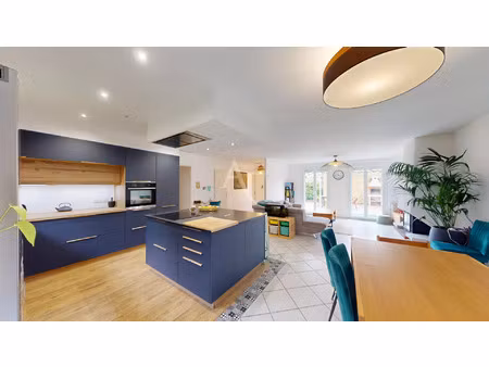 vente maison 4 pièces 110 m² castanet-tolosan (31320)