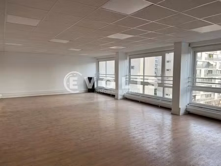 location bureaux 949 m²