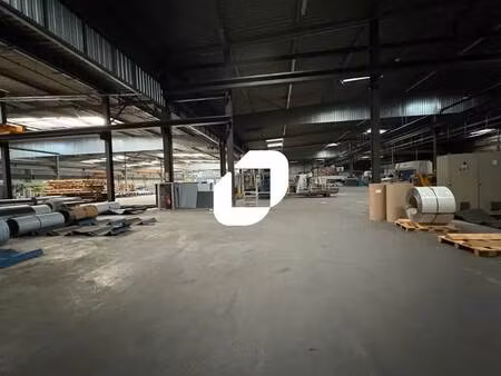 location local d'activités 5 400 m²