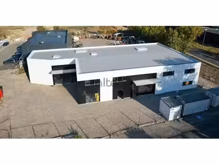 location local d’activités villeneuve-tolosane 31270 428m²