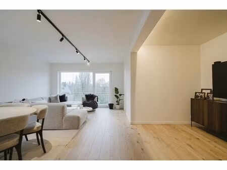 instapklaar  lichtrijk appartement te koop harelbeke