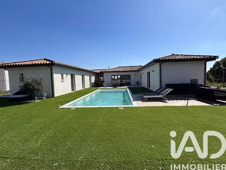 vente demeure d'exception piscine à nîmes (30000) : à vendre piscine / 198m² nîmes