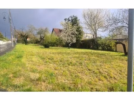 terrain saintry-sur-seine m² t- à vendre  245 000 €