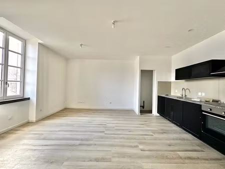 location appartement 2 pièces 45 m² à carcassonne (11000)  600 €