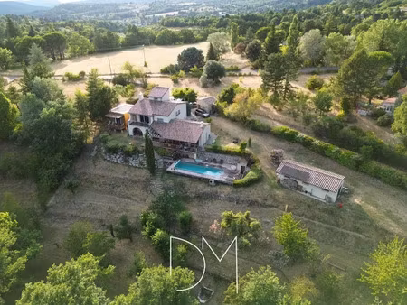 vente propriété 9 pièces 190 m² à dieulefit (26220)  795 000 €