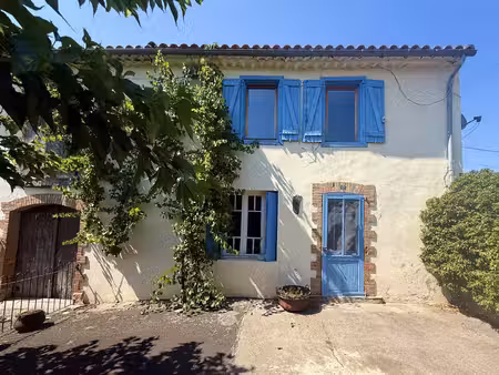 ancienne maison de vigneron avec grange attenant