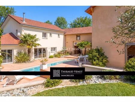 maison traditionnelle à vendre à bourgoin-jallieu