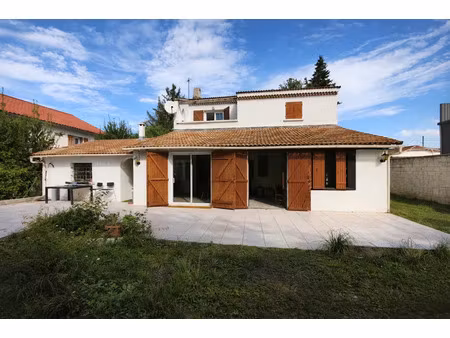 vente maison 8 pièces 165 m² à aubagne (13400)  448 000 €