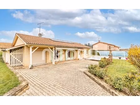 maison plain-pied - 3 ch - jardin 974 m²