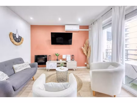 vente appartement 4 pièces 65 m² toulon (83100)