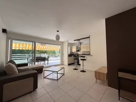 location appartement 3 pièces 86 m² à schœlcher (97233)