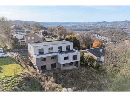 penthouse 3 chambres de 140 m² avec grande terrasse et vue i