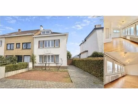 appartement à louer à avenue de l'esplanade 57 wezembeek-oppem (vbe05742)